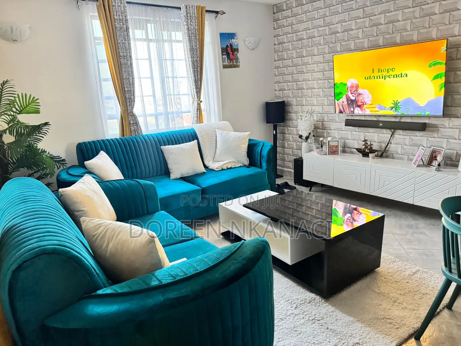 5 Seater Spring Couch