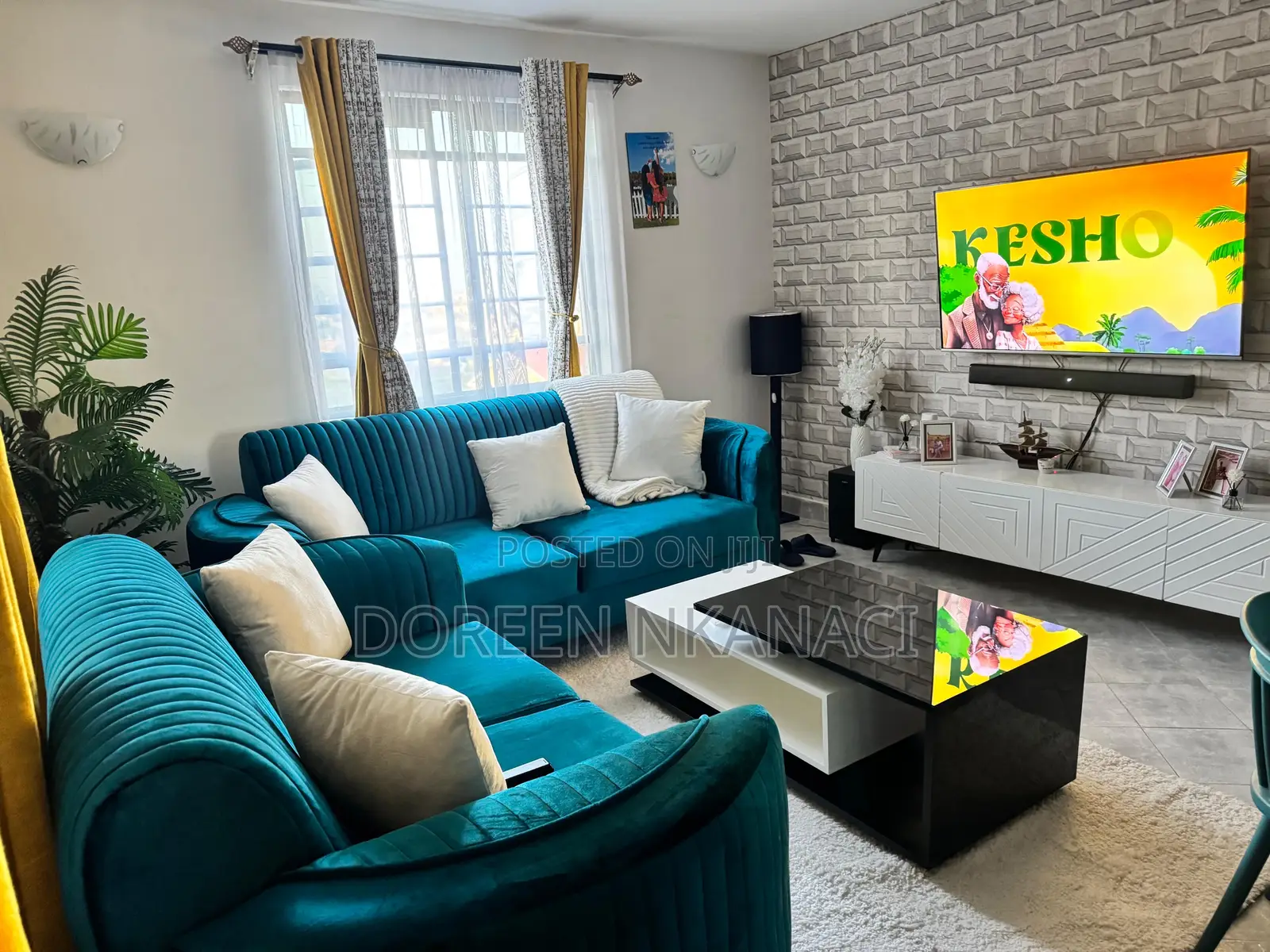 5 Seater Spring Couch