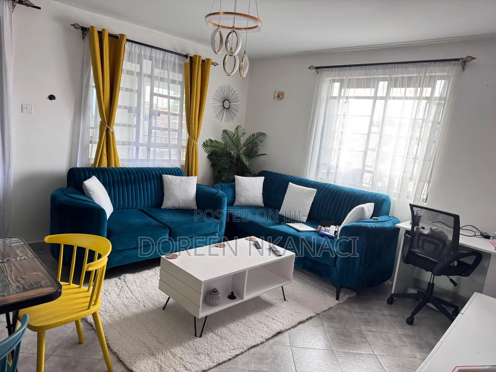 5 Seater Spring Couch