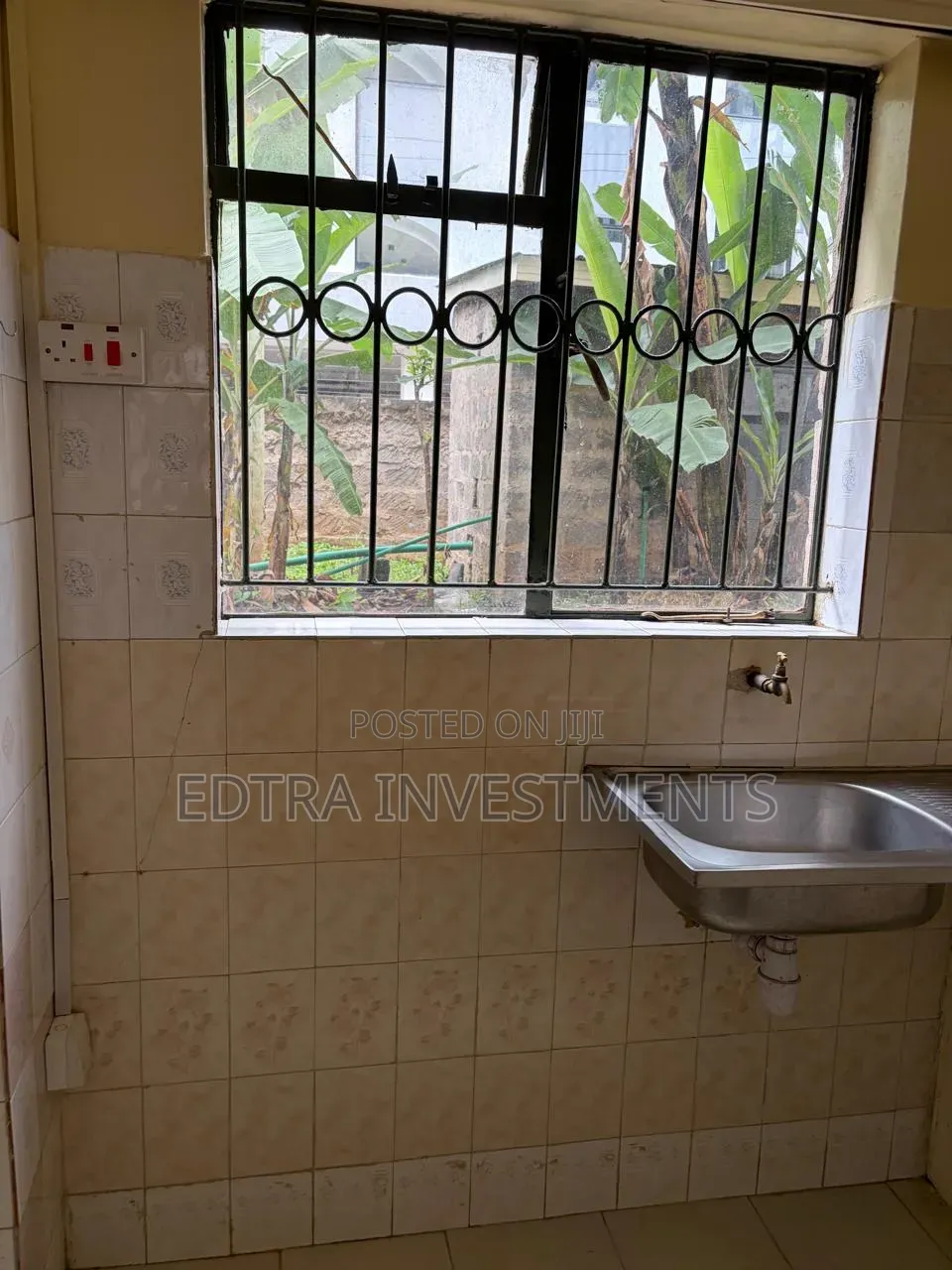 Studio Apartment in Lavington, Valley Arcade for rent