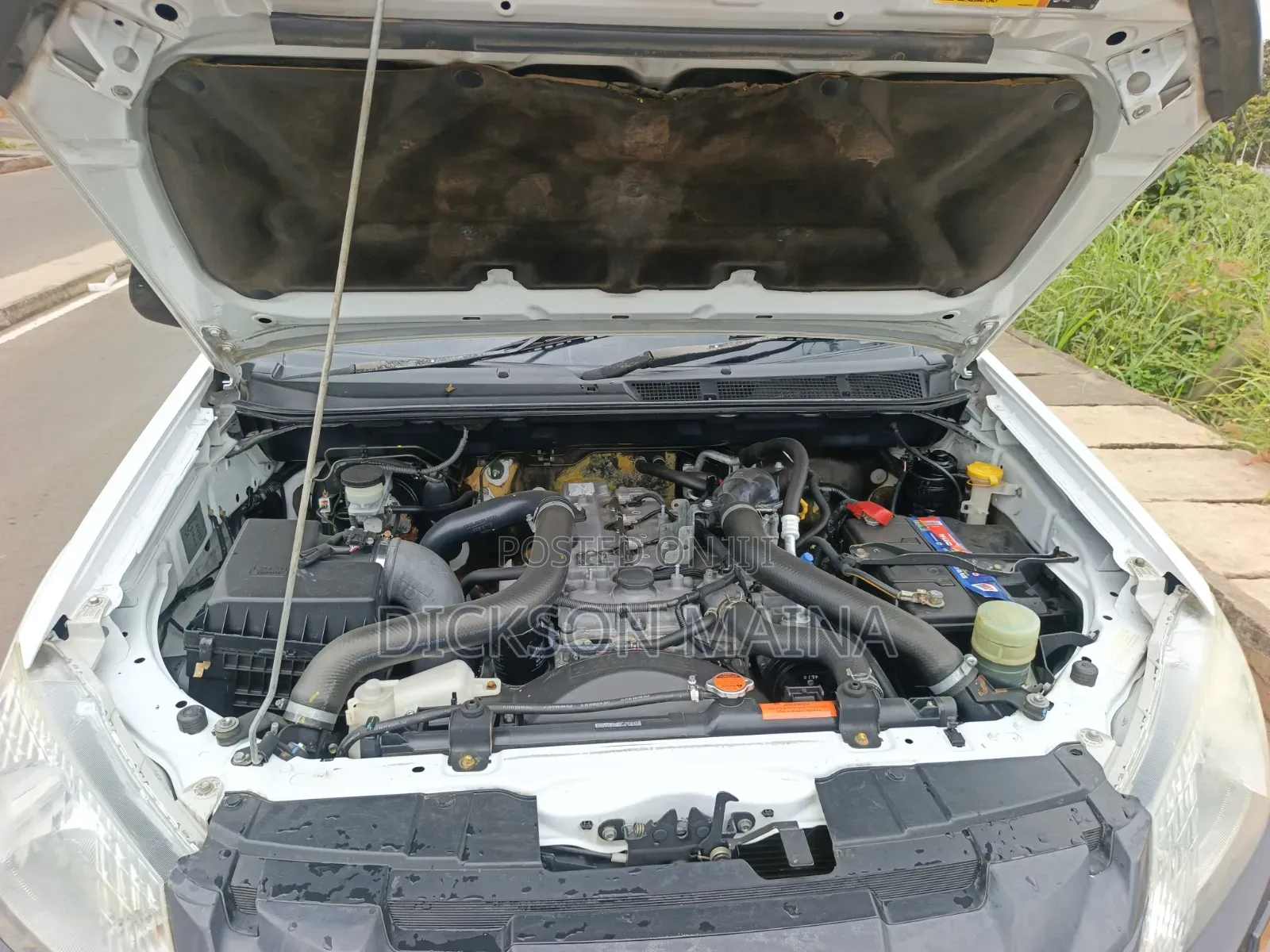 Isuzu D-MAX 2015 White