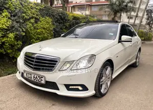 Mercedes-Benz E250 2011 Pearl