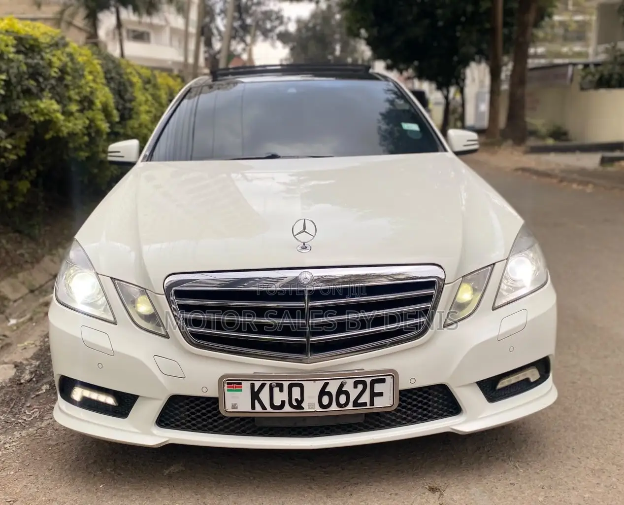 Mercedes-Benz E250 2011 Pearl