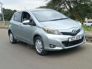 Toyota Vitz 2012 Green