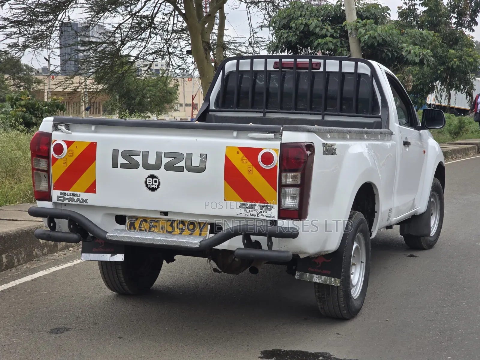 Isuzu D-MAX 2015 White