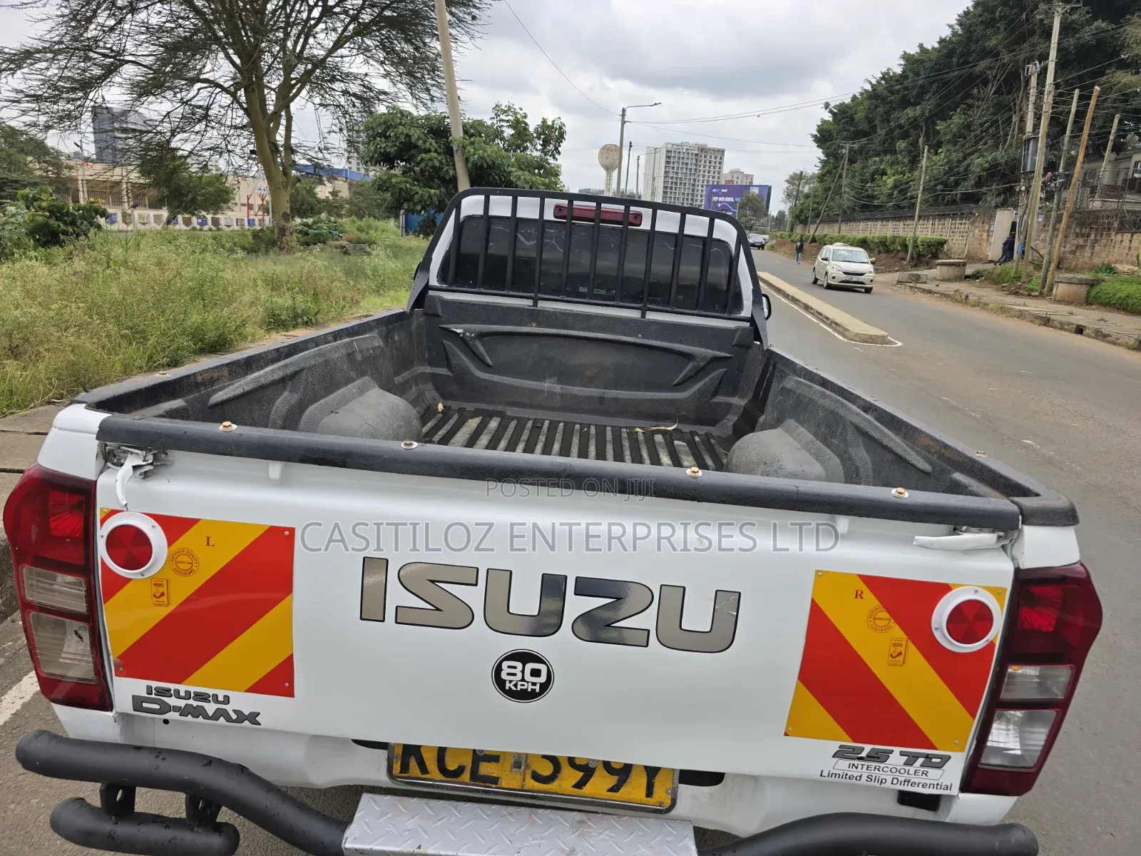 Isuzu D-MAX 2015 White