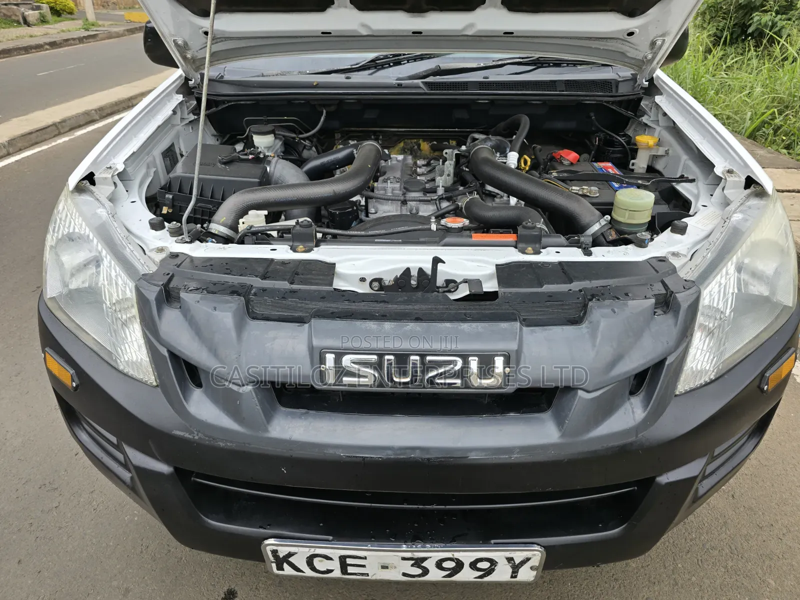 Isuzu D-MAX 2015 White