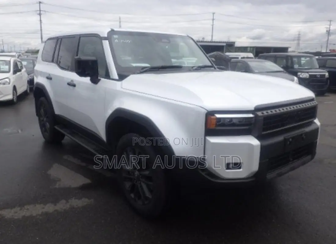 Toyota Land Cruiser Prado 2.8 2024 White