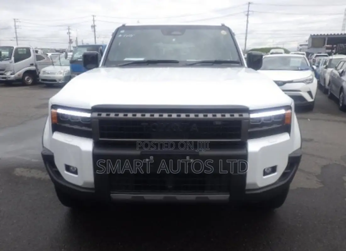 Toyota Land Cruiser Prado 2.8 2024 White