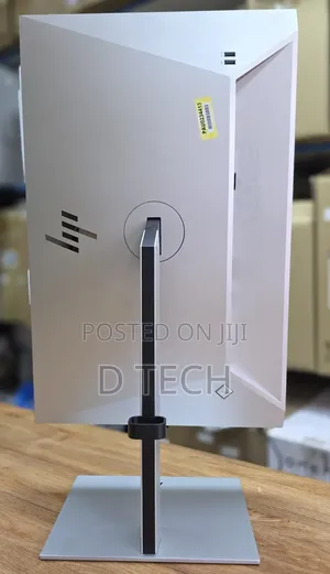 Hp Series 7 Pro 724pu 
24 Inch 
Full Hd 1920*1200
Type C (100w Power