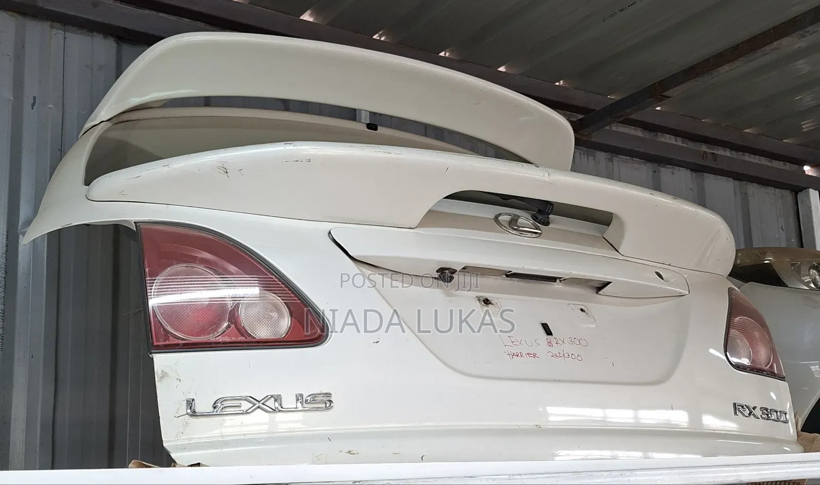 Lexus Rx 300 Boot - 2000 - 2002