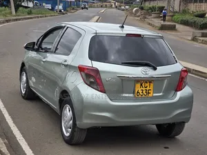 Toyota Vitz 1.3 AWD 3dr 2012 Green