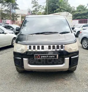 Mitsubishi Delica 2012 Black