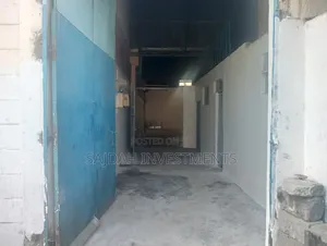 Warehouse to Let
