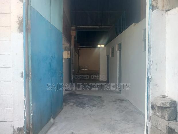 Warehouse to Let - thumbnail 3