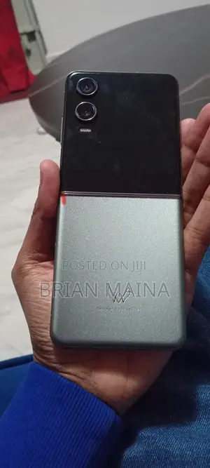New Tecno Phantom V Flip2 5G 256 GB Gray