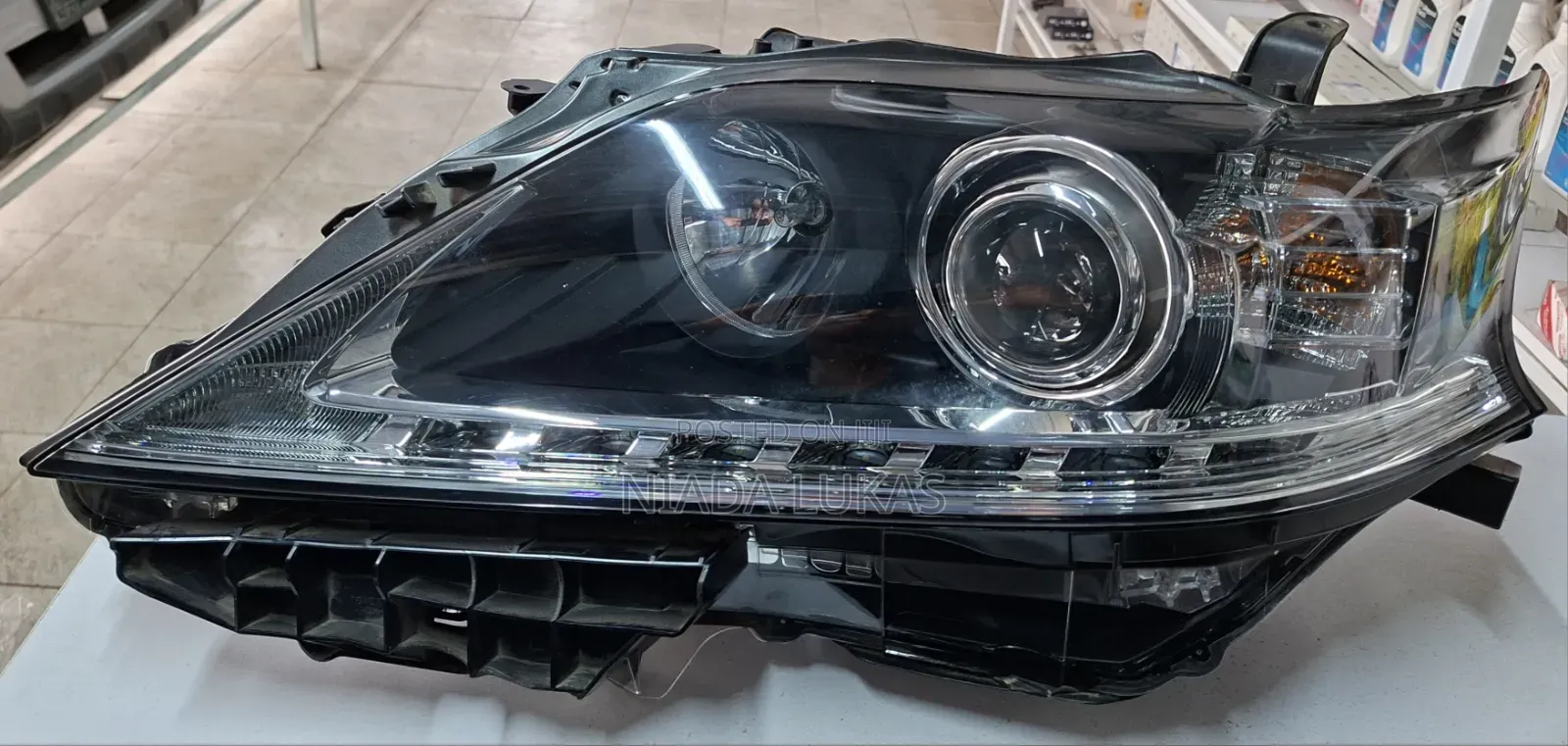 Lexus 270/350/450 Headlight