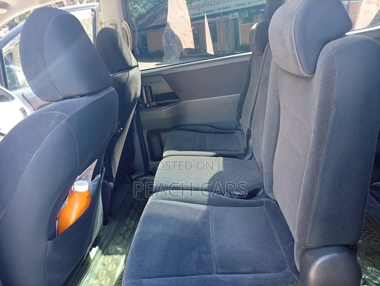 Toyota Noah 2010 Black