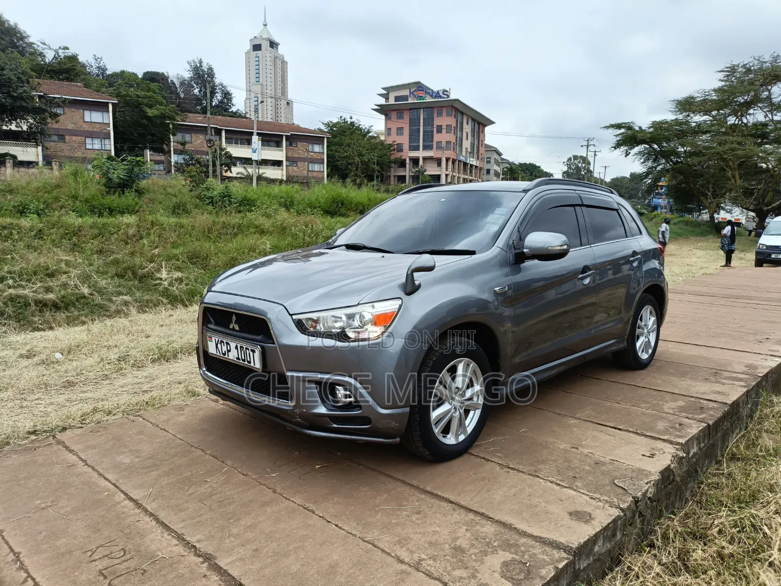Mitsubishi RVR 2010 Silver