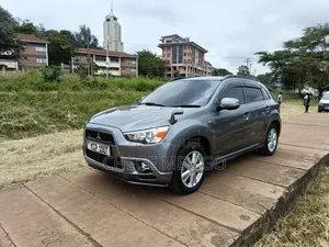 Mitsubishi RVR 2010 Silver