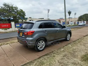 Mitsubishi RVR 2010 Silver