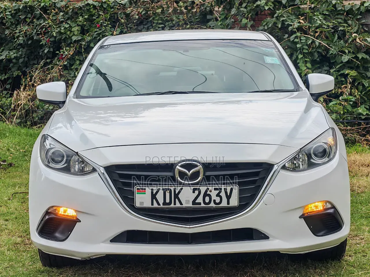Mazda Axela 2015 White