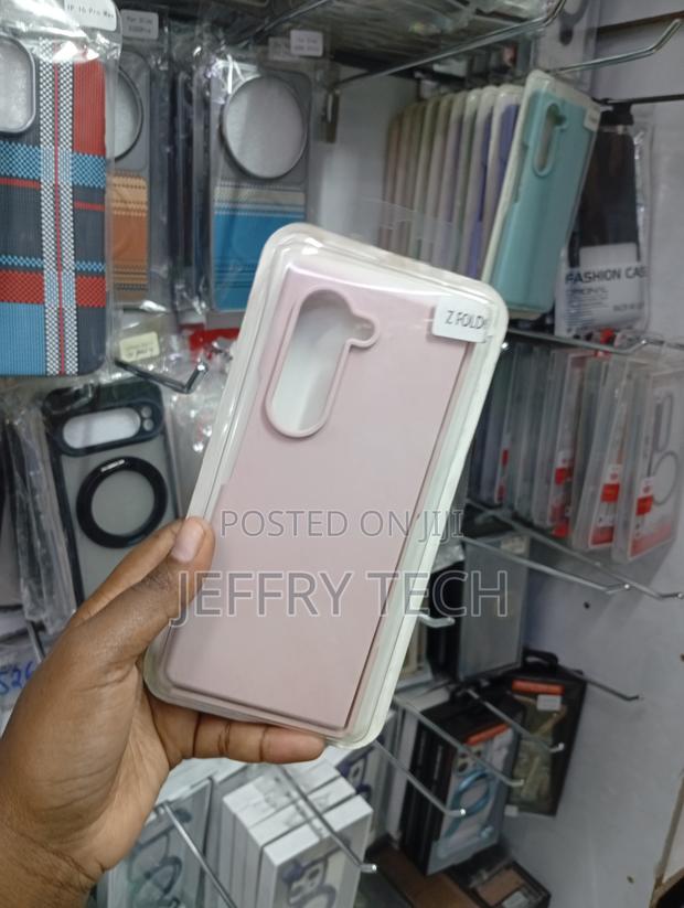 Samsung Galaxy Z Fold6 Pink Soft-Touch Back Panel Case - thumbnail 2