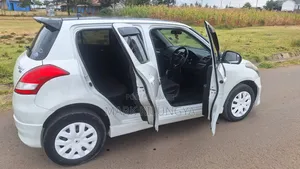Suzuki Swift 2015 Pearl