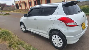 Suzuki Swift 2015 Pearl