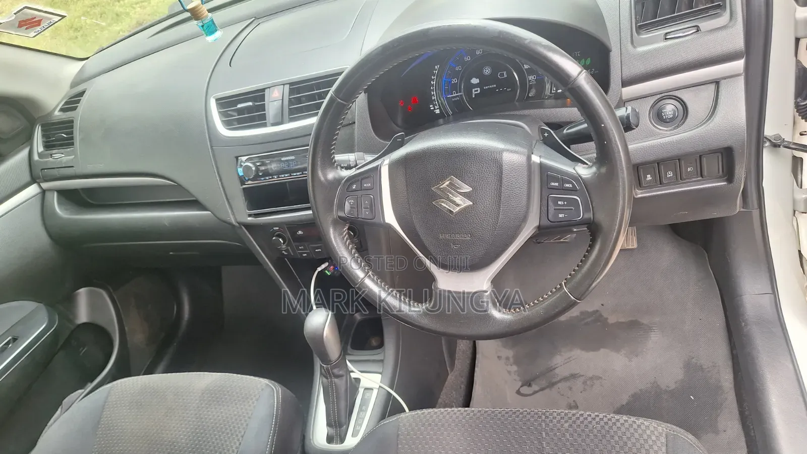 Suzuki Swift 2015 Pearl
