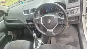 Suzuki Swift 2015 Pearl