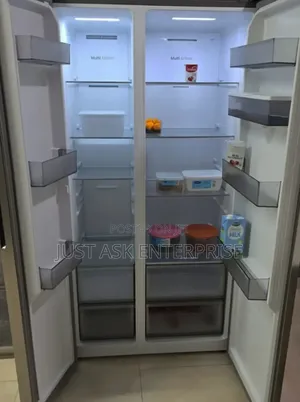Hisense 541 Litres ( 613kwh) Side-by-Side - Grey Fridge/ Dispenser