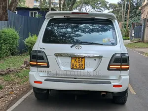 Toyota Land Cruiser Prado 2001 White