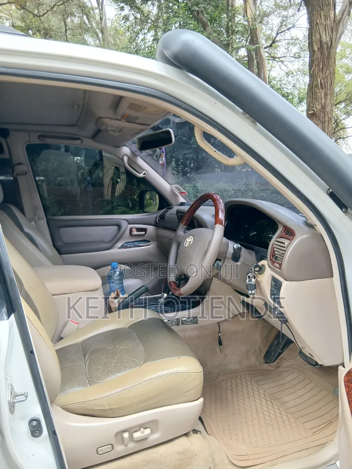 Toyota Land Cruiser Prado 2001 White