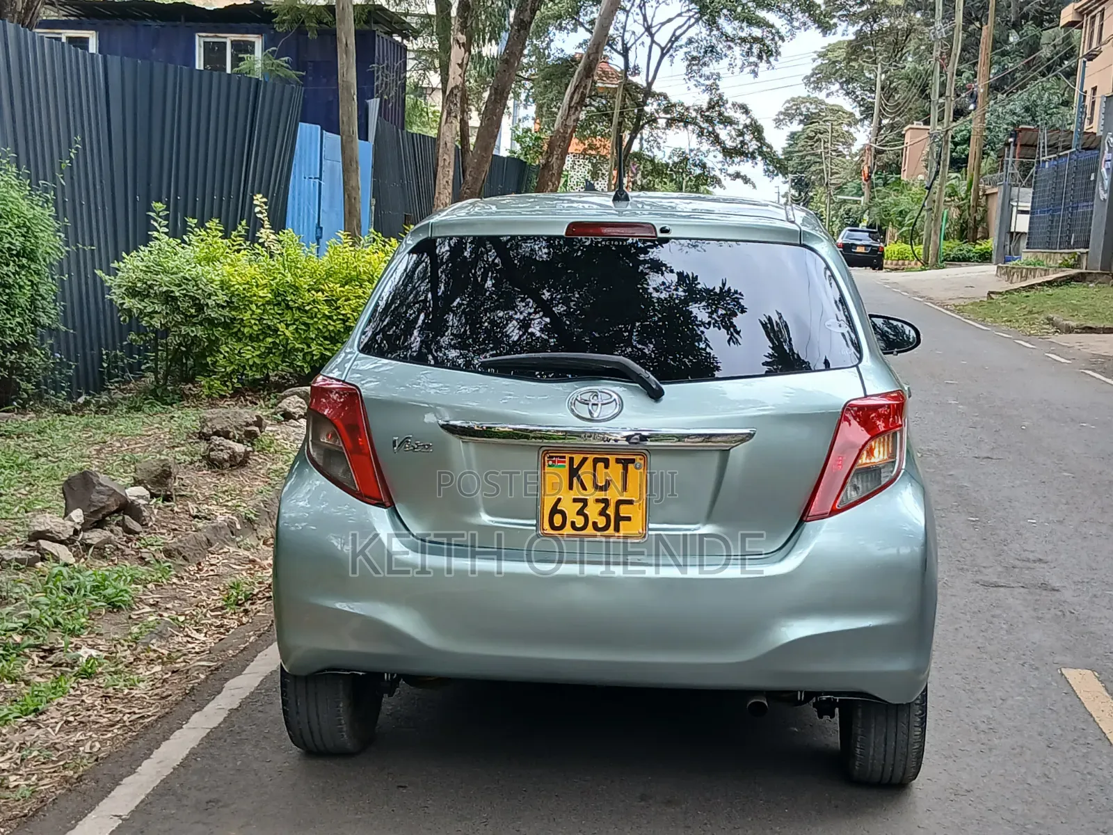 Toyota Vitz 2012 Green