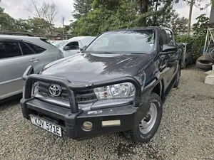 Toyota Hilux 2021 Black