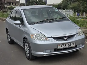 Honda Fit Aria 2006 Silver