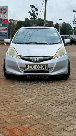 Honda Fit 2012 Silver