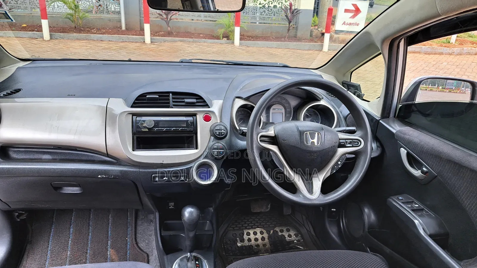 Honda Fit 2012 Silver