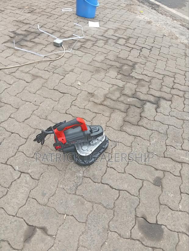 Hand-Held Floor Grinder