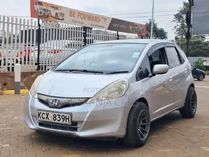 Honda Fit 2013 Silver