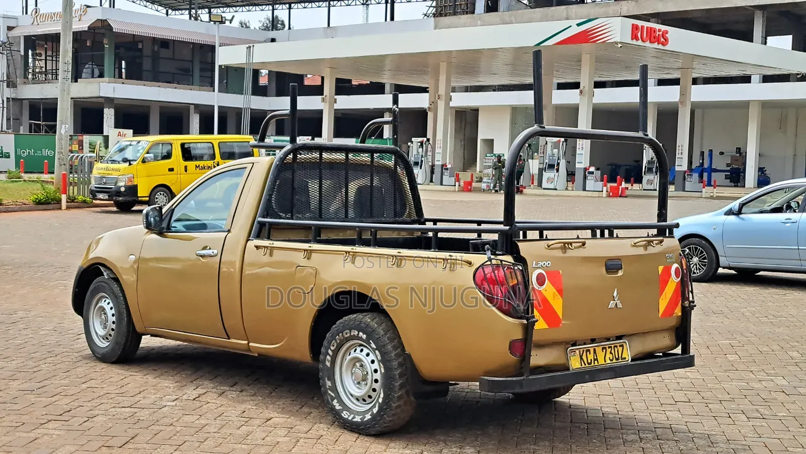 Mitsubishi L200 2015 Gold