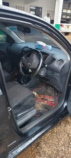 Toyota IST 2008 Black