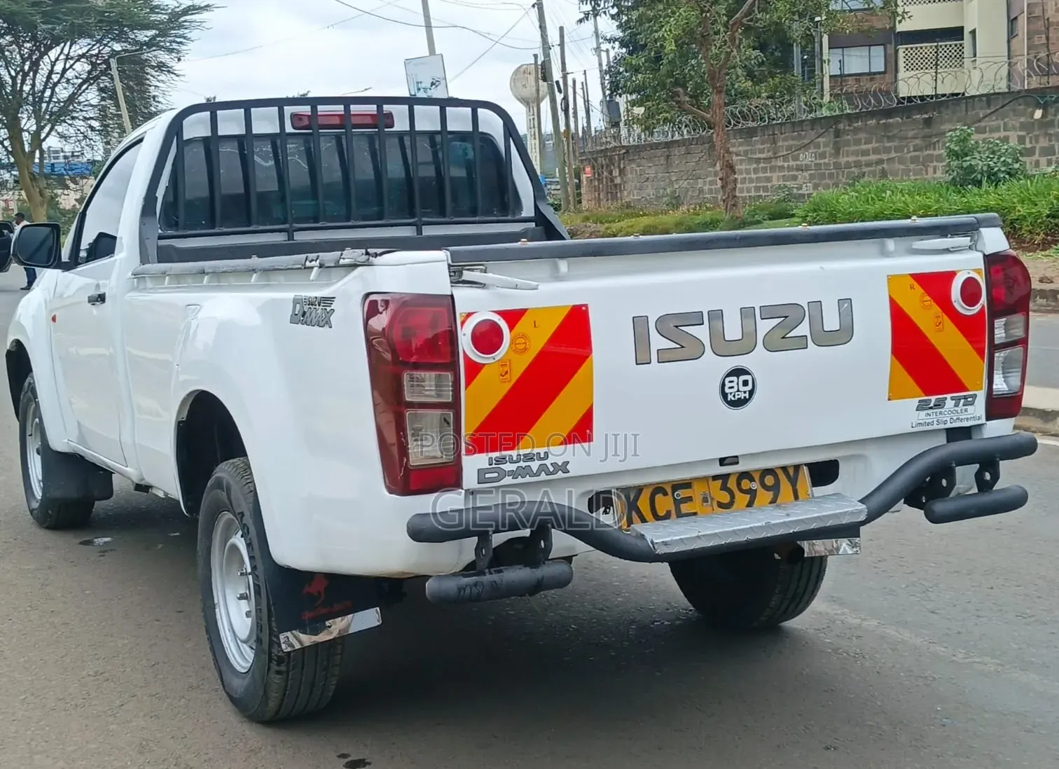 Isuzu D-MAX 2015 White