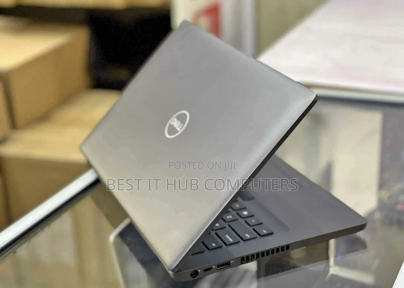 Laptop Dell Latitude 5400 8GB Intel Core i7 SSD 256GB
