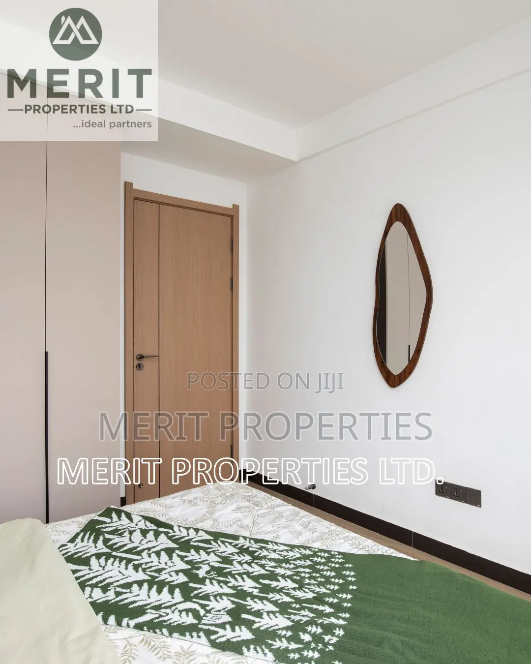 1bdrm Apartment in Gateway Mall Area for sale