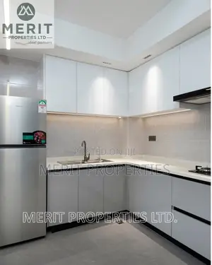 1bdrm Apartment in Gateway Mall Area for sale