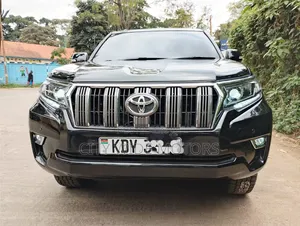 Toyota Land Cruiser Prado 2.8 D-4D 2015 Black