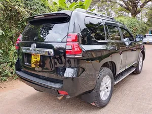 Toyota Land Cruiser Prado 2.8 D-4D 2015 Black