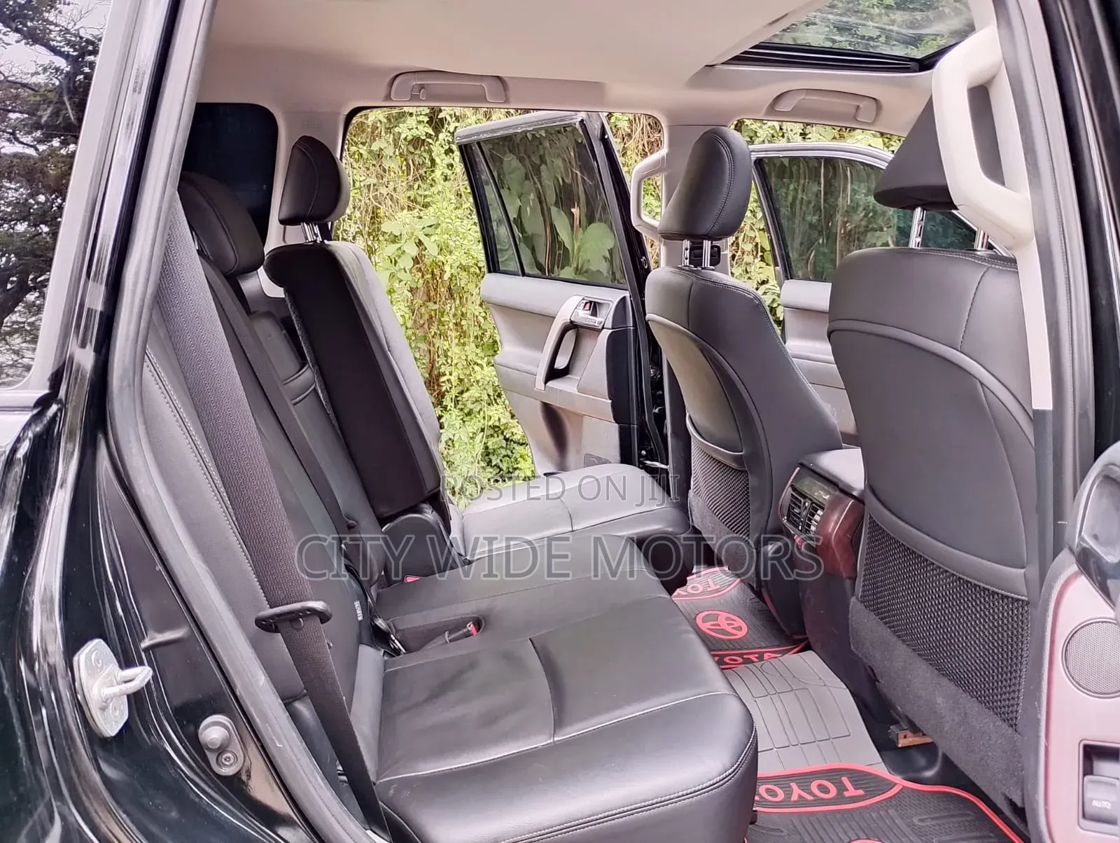 Toyota Land Cruiser Prado 2.8 D-4D 2015 Black